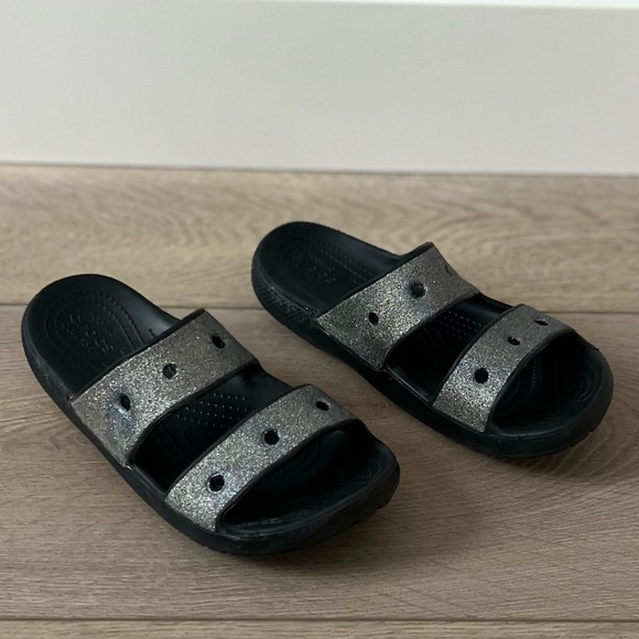 CROCS Classic Cross Strap Silver Glitter Slide size 7 - Picture 2 of 10